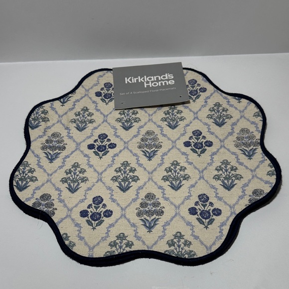 Kirklands Home Other - Kirkland’s Home Floral Placemats Set of 4 Cream Navy Scalloped Table Decor NWT